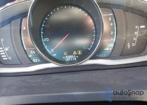 2014 Volvo S60 T6 z USA, uszkodzony, nr VIN YV1902FH7E2274320